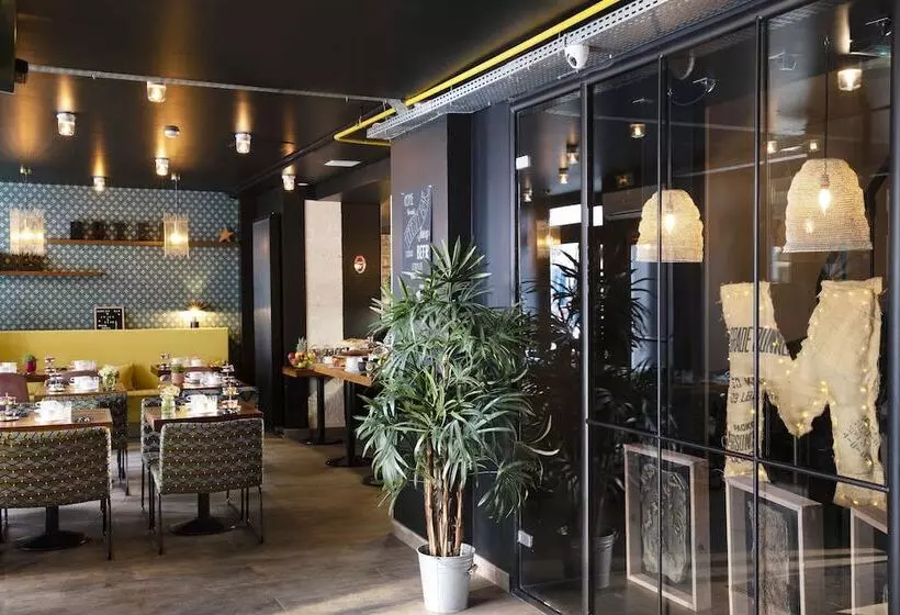 Fotos del hotel Maxim Folies:  12