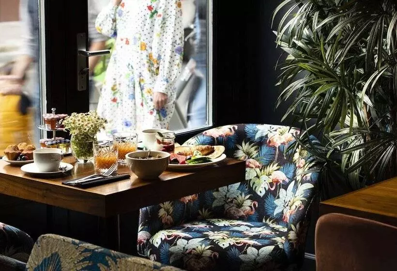 Fotos del hotel Maxim Folies:  6