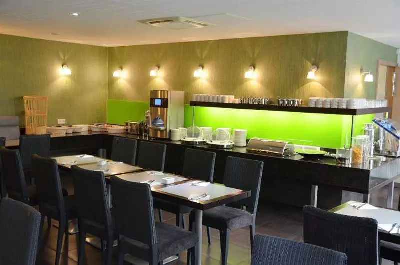 Fotos del hotel Hôtel Saintcharles:  11