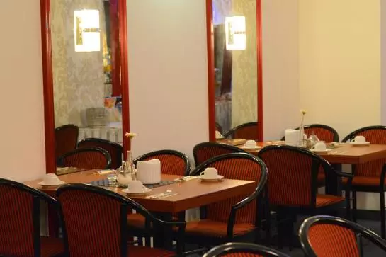 Fotos del hotel Centro Hotel Royal:  16