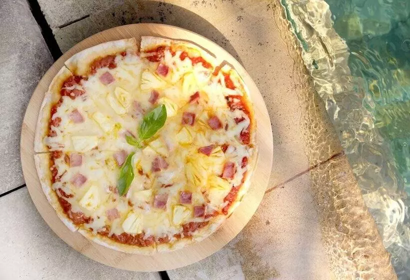 Fotos del hotel Away Bali Legian Camakila Resort:  15