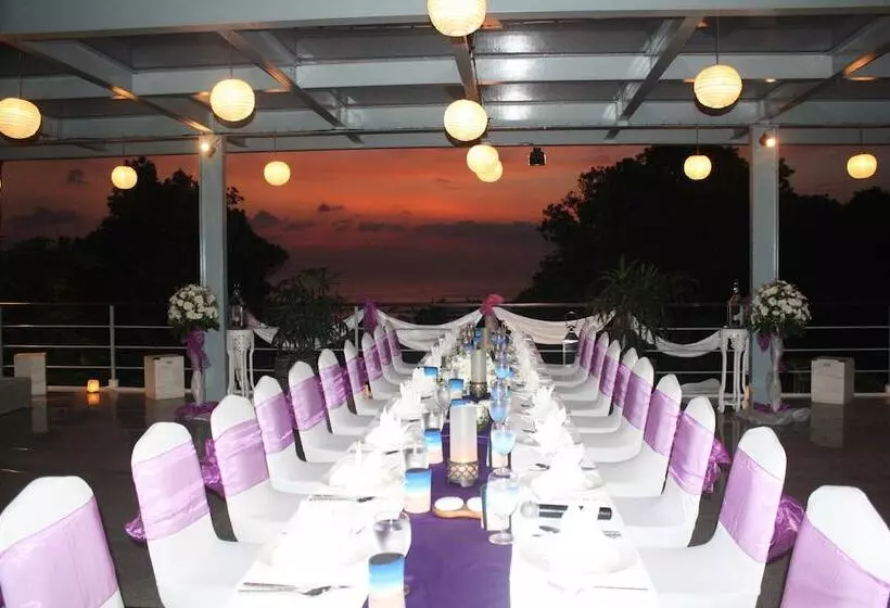 Fotos del hotel Away Bali Legian Camakila Resort:  25