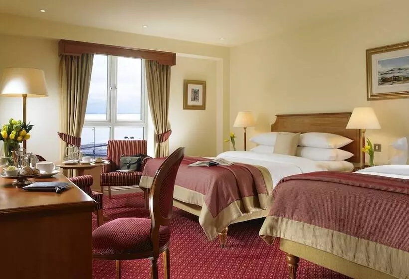 Galway Bay Hotel Conference & Leisure Centre