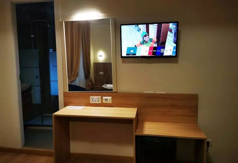 Fotos del hotel New Alexander:  20