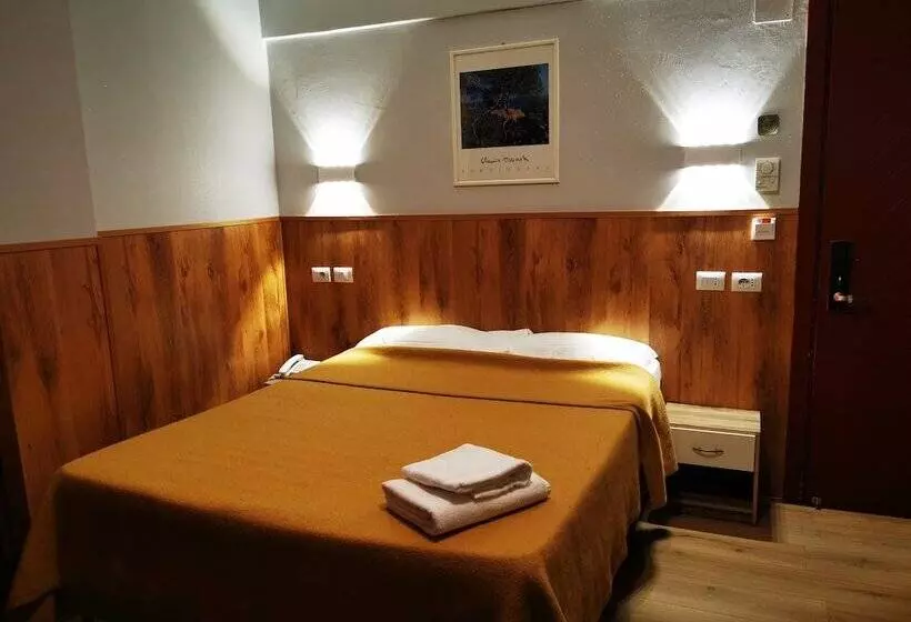 Fotos del hotel New Alexander:  23