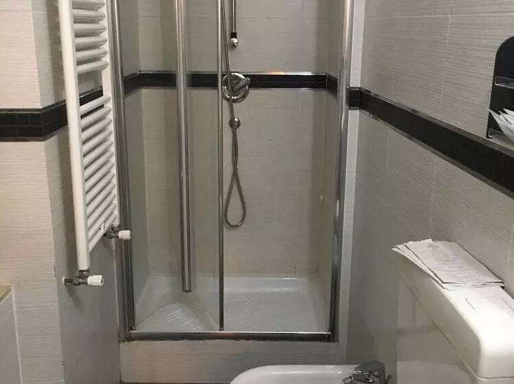 Fotos del hotel New Alexander:  9