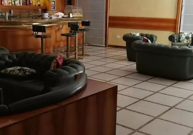 Fotos del hotel New Alexander:  3