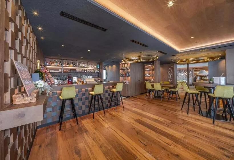 Fotos del hotel Hell:  4