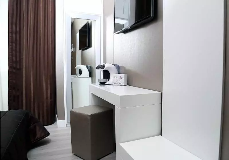 Fotos del hotel Il Piccolo Di Piazza Di Spagna:  7