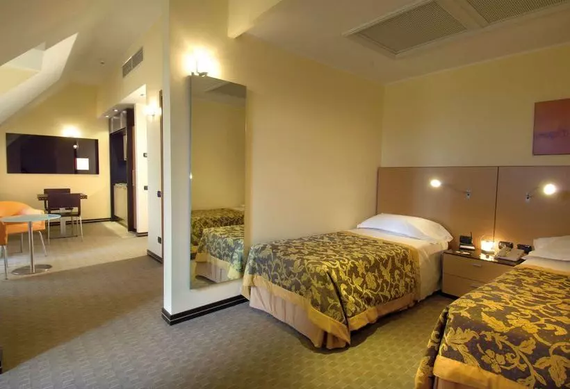 Fotos del hotel Nh Milano 2:  9