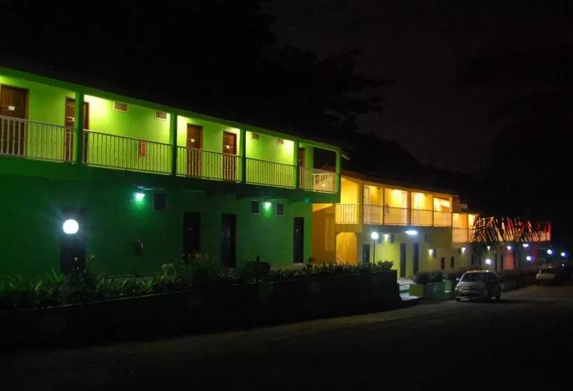 Fotos del hotel D'village Resort:  10