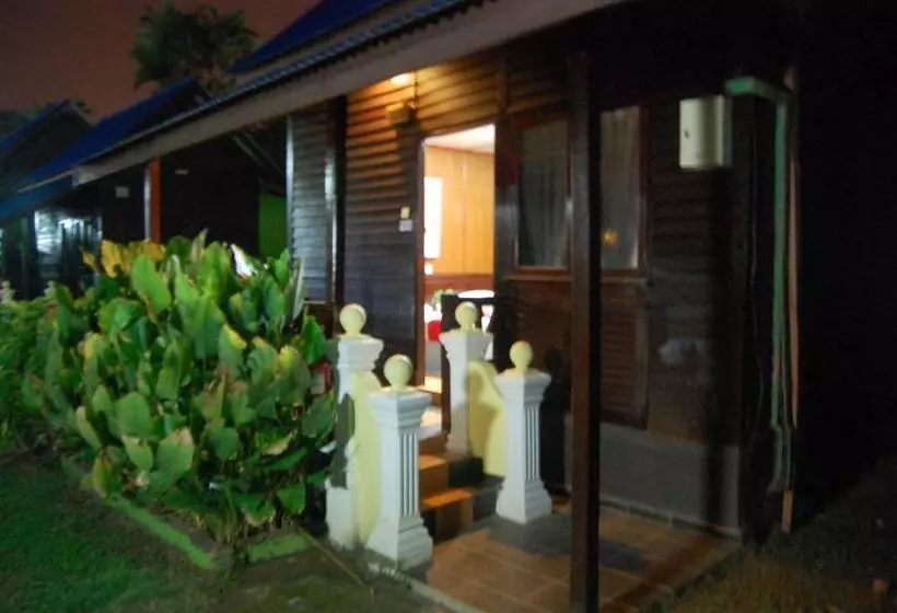 Fotos del hotel D'village Resort:  7