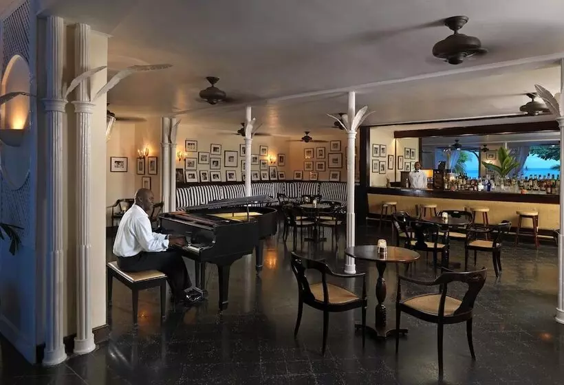 Fotos del hotel Round Hill Hotel & Villas:  17