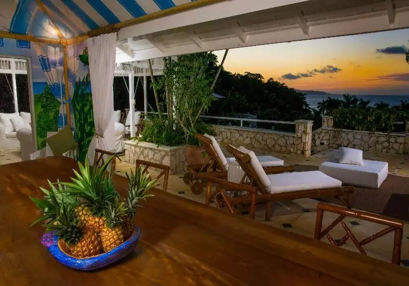 Fotos del hotel Round Hill Hotel & Villas:  4