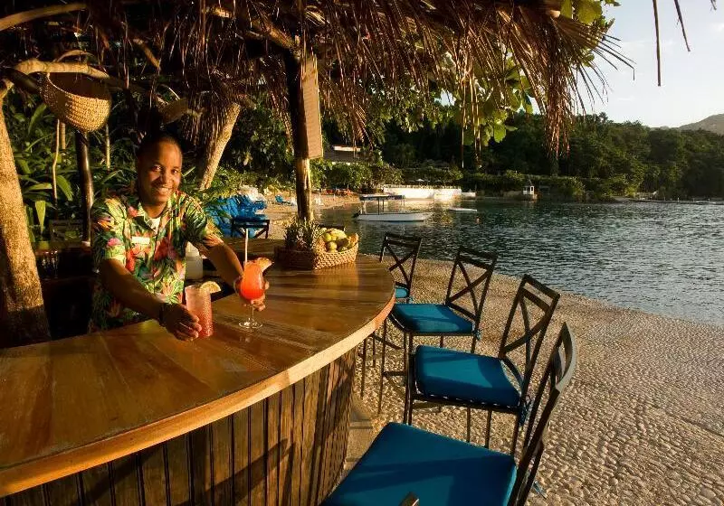 Fotos del hotel Round Hill Hotel & Villas:  13