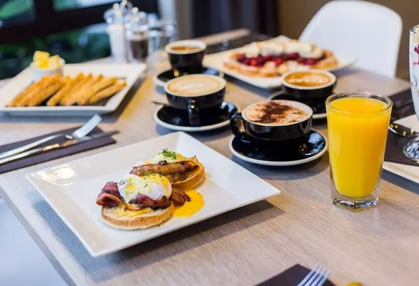 Airport Gateway Motor Lodge