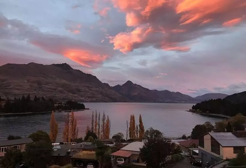 Fotos del hotel Earnslaw Lodge:  18