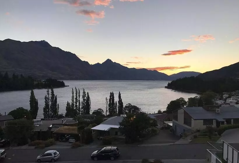 Fotos del hotel Earnslaw Lodge:  16