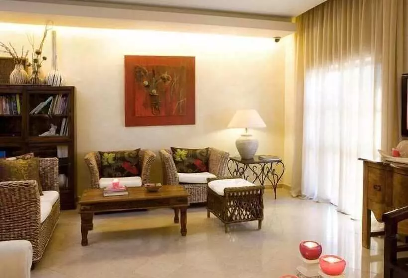 Fotos del hotel Parque Das Laranjeiras:  9