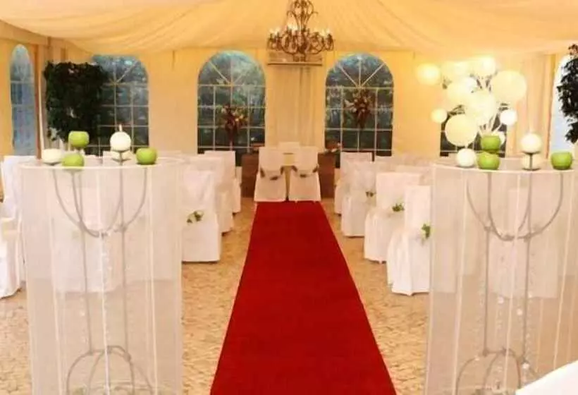 Fotos del hotel Parque Das Laranjeiras:  4