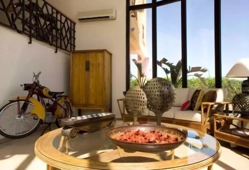 Fotos del hotel Parque Das Laranjeiras:  15