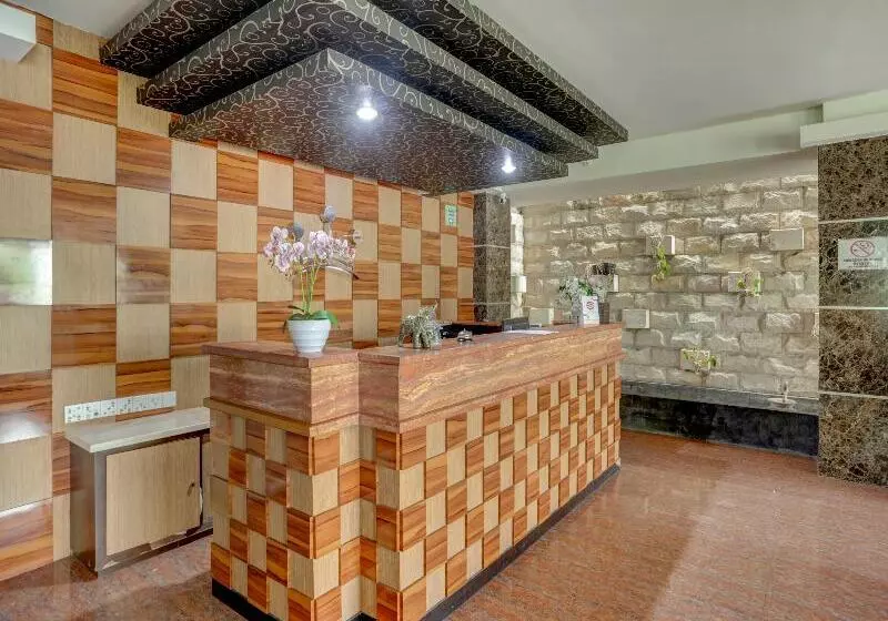 Fotos del hotel Princess Keisha Hotel By Oyo Rooms:  4