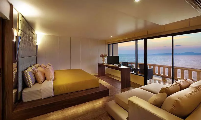 Fotos del hotel Golden Cliff House Hotel:  9