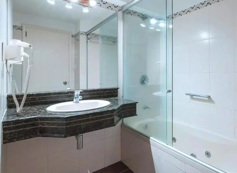 Fotos del hotel Balmoral Plaza:  3