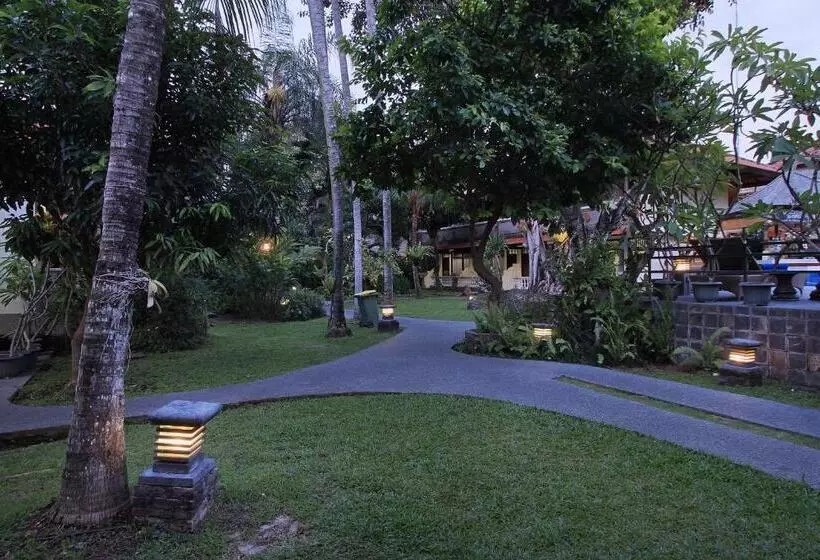 Fotos del hotel The Taman Ayu:  20