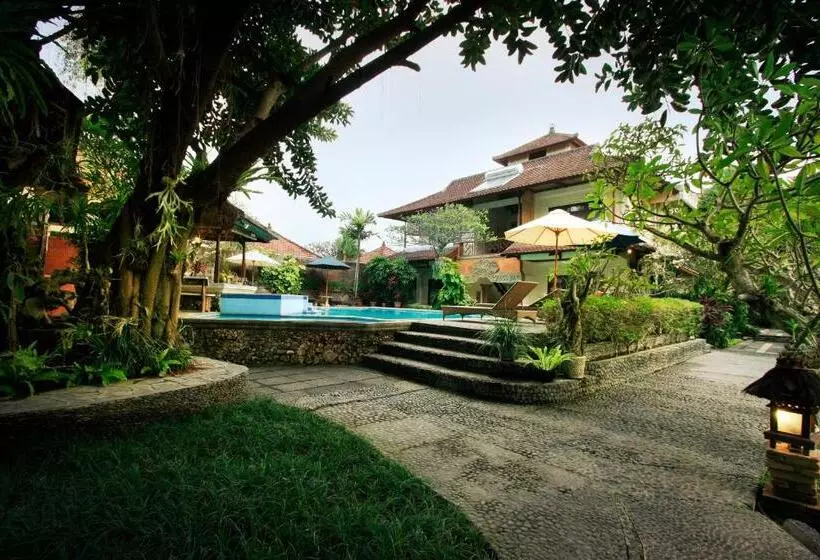 Fotos del hotel The Taman Ayu:  11