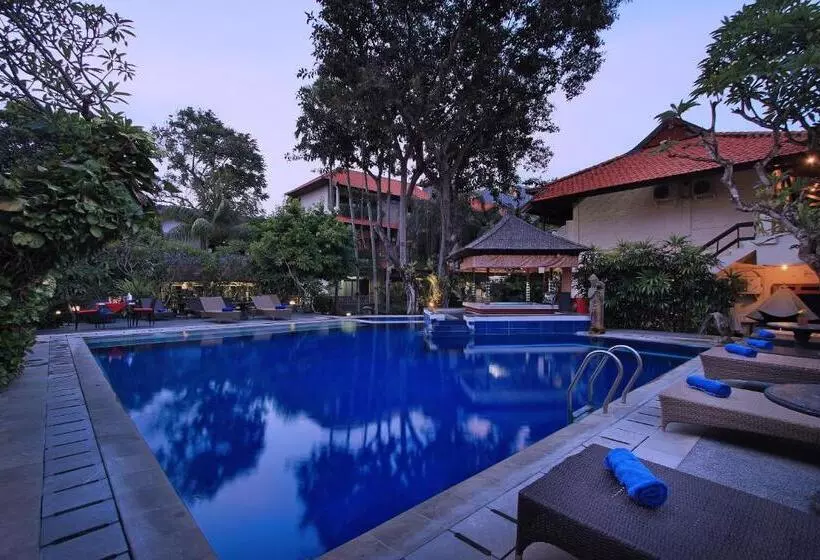 Fotos del hotel The Taman Ayu:  3