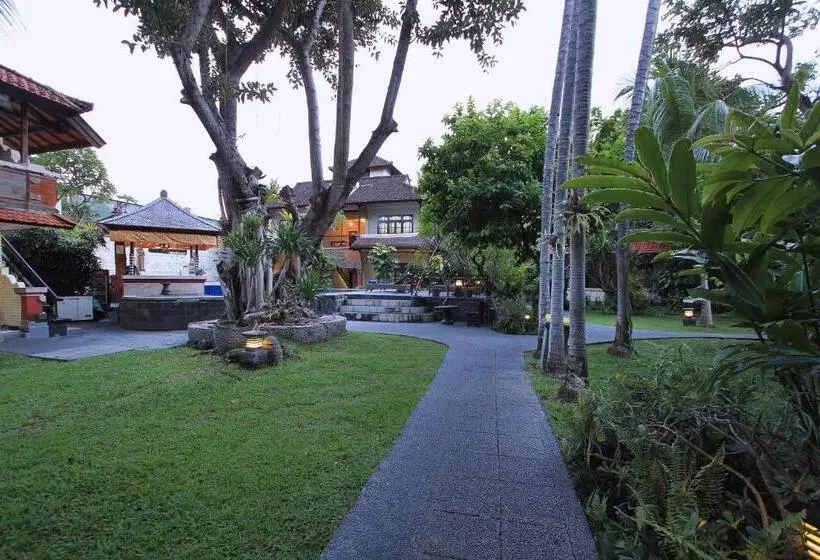 Fotos del hotel The Taman Ayu:  23