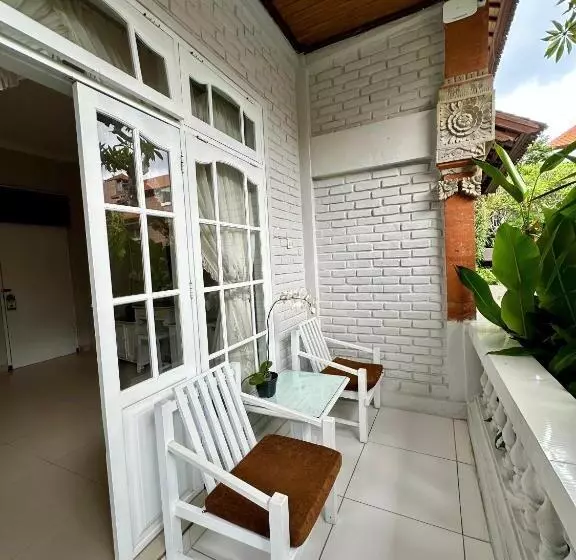 Fotos del hotel The Taman Ayu:  12