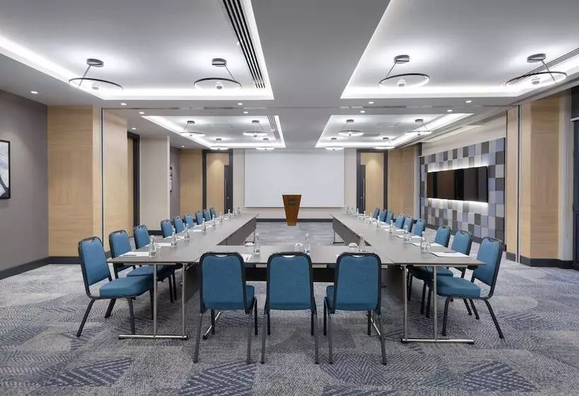 Fotos del hotel Courtyard By Marriott Chisinau:  4