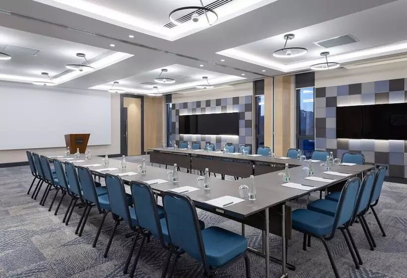 Fotos del hotel Courtyard By Marriott Chisinau:  6