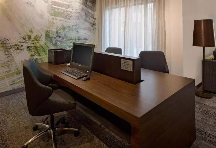 Fotos del hotel Courtyard Houston Westchase:  16