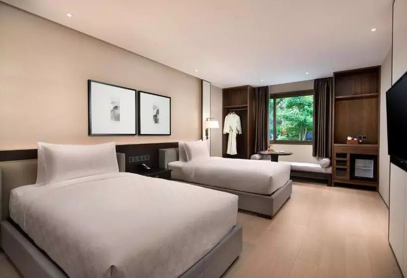 Fotos del hotel Hualuxe Xi'an Tanghua, An Ihg:  8