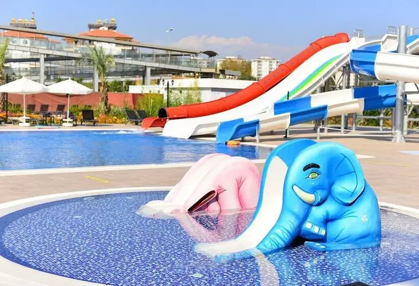 Fotos del hotel The Marilis Hill Resort  & Spa:  26