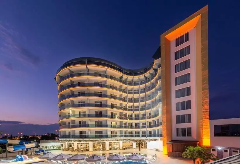 Fotos del hotel The Marilis Hill Resort  & Spa:  2
