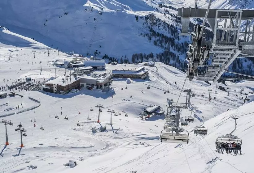 Fotos del hotel Garni Chasa Sulai:  5