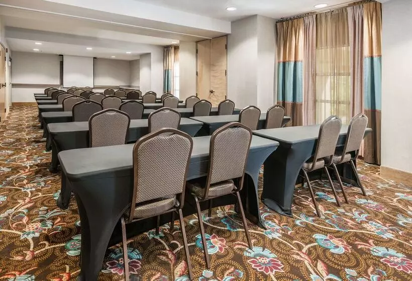 Fotos del hotel Homewood Suites Phoenix-metro Center:  5