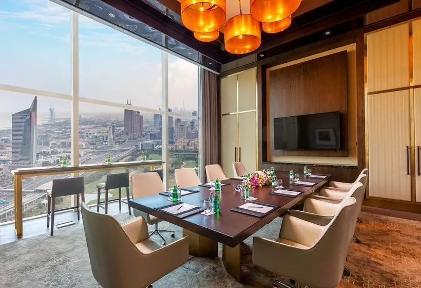 Fotos del hotel Taj Jumeirah Lakes Towers:  31