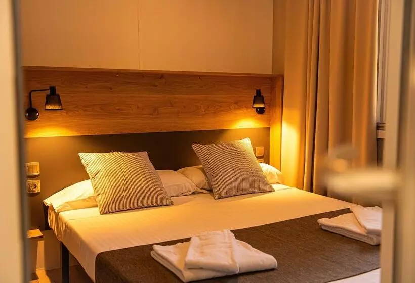 Fotos del hotel Camping Playa Brava:  5