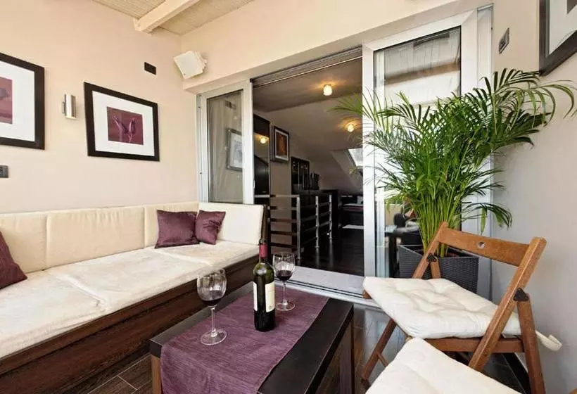 Fotos del hotel Villa Markiz:  7