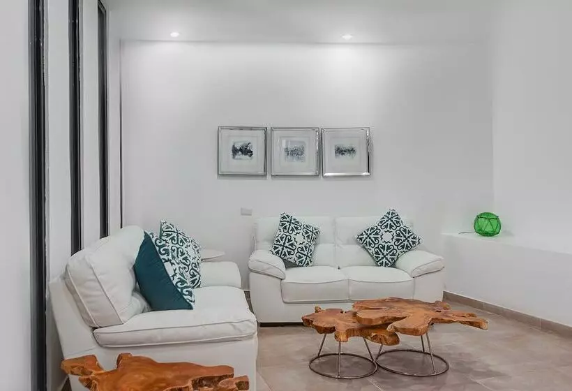 Fotos del hotel Casa Esferica:  2