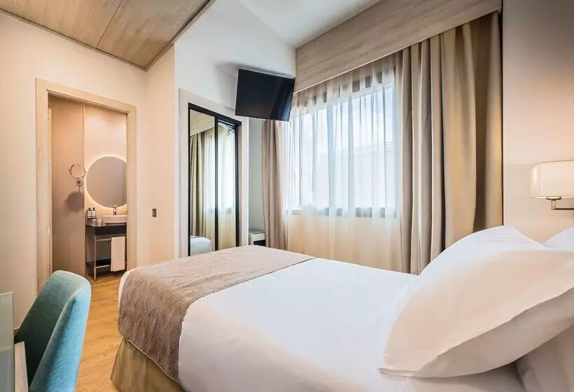 Fotos del hotel Occidental Sevilla Viapol:  12