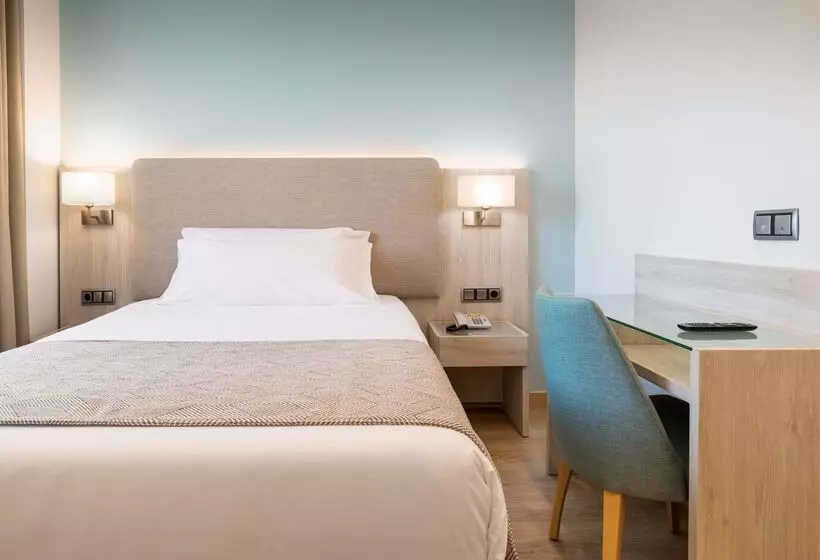 Fotos del hotel Occidental Sevilla Viapol:  20