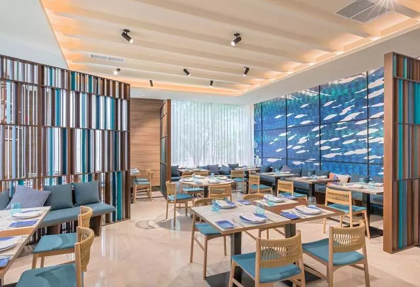 Fotos del hotel Occidental Sevilla Viapol:  10