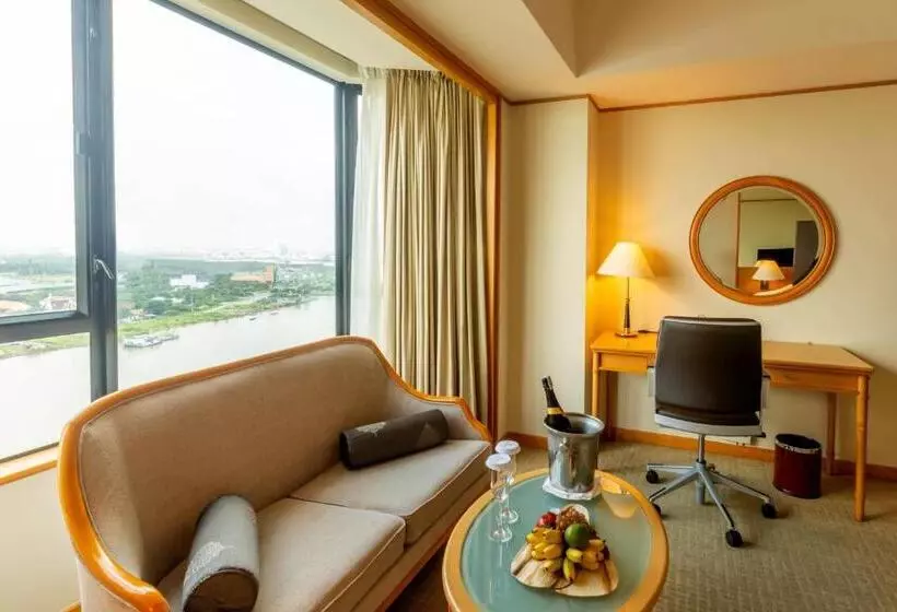 Fotos del hotel Renaissance Riverside  Saigon:  17