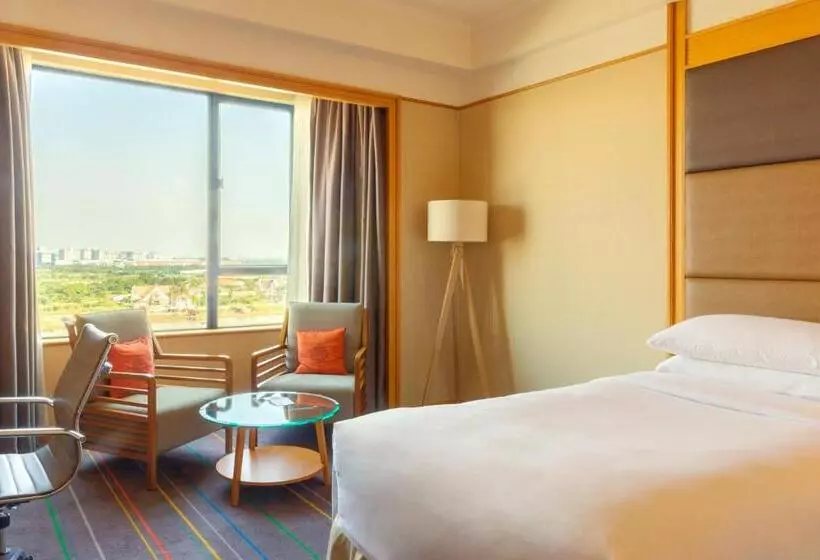 Fotos del hotel Renaissance Riverside  Saigon:  21